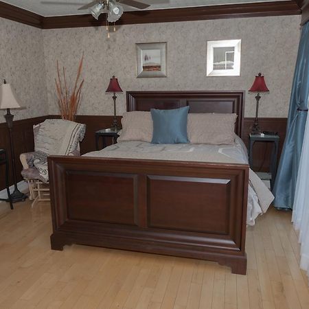 Au Nidaigle Bed & Breakfast Saint-Basile Екстериор снимка